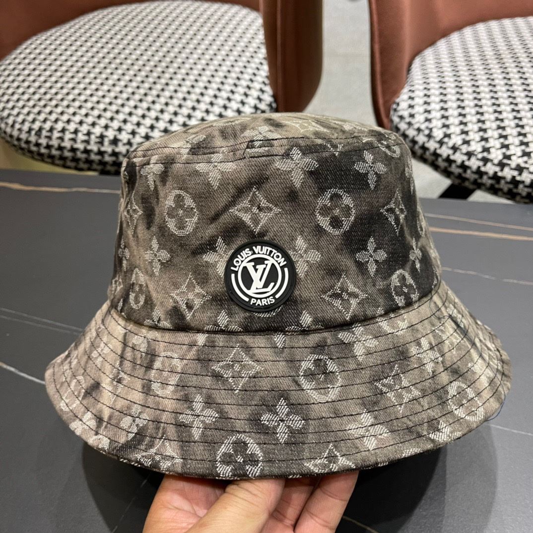 Louis Vuitton Caps